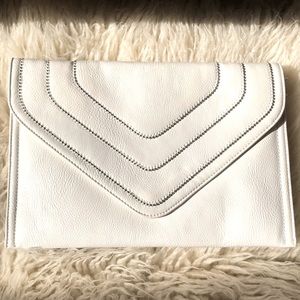 Jennifer Lopez white handbag